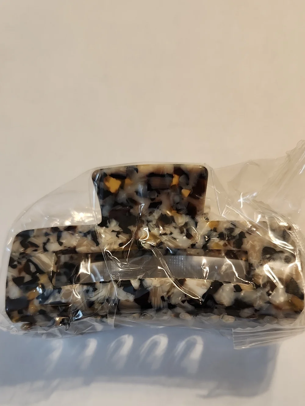 NWOT Acetate Hair Clip 4 inches